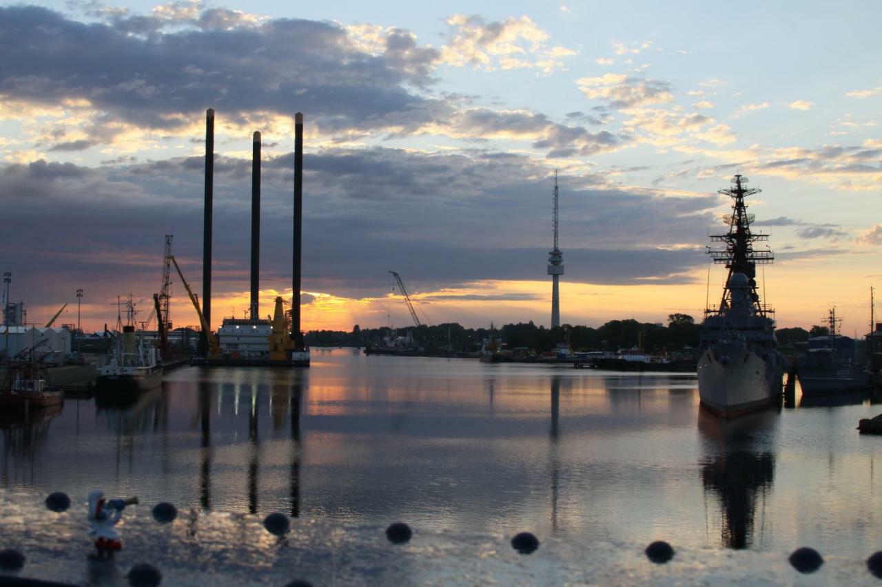 Kapitanswohnung Kaiser Wilhelm Brucke Wilhelmshaven Esterno foto