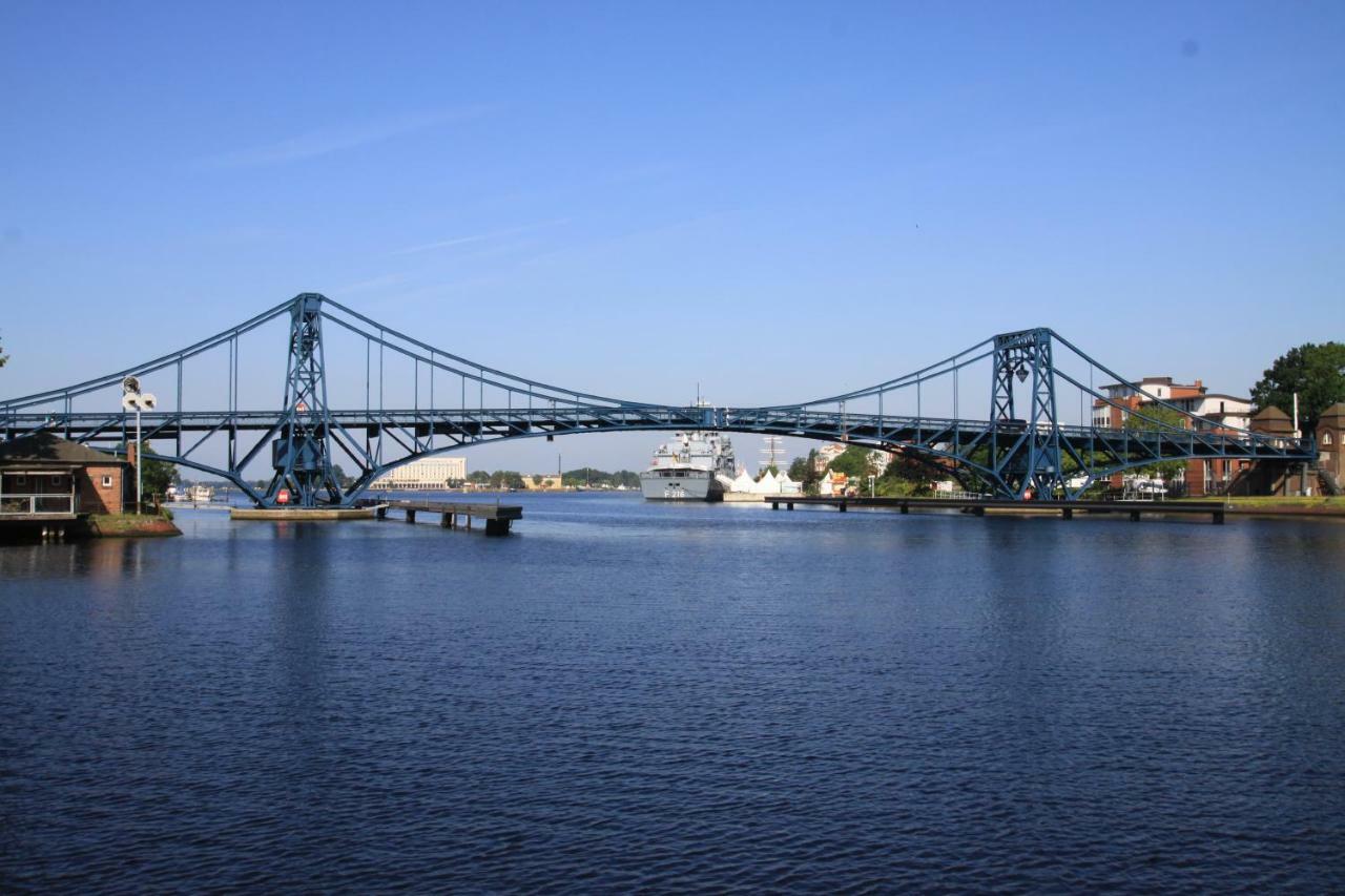 Kapitanswohnung Kaiser Wilhelm Brucke Wilhelmshaven Esterno foto
